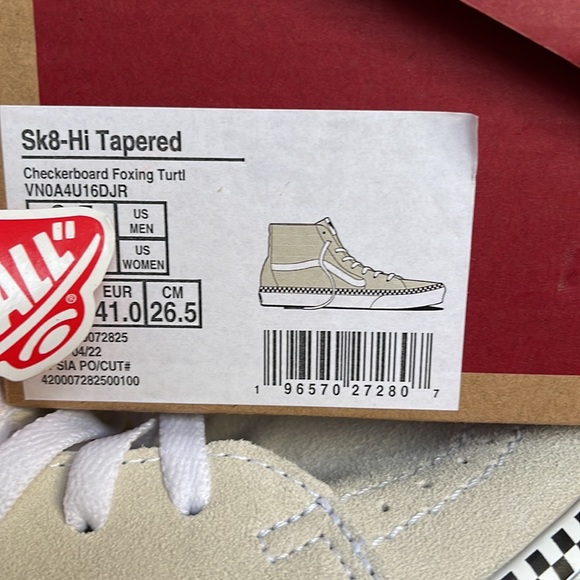 Vans WMNS Sk8-Hi Tapered
Checkerboard Foxing Turtl
VN0A4U16DJR
sneakers - Picture 16 of 16